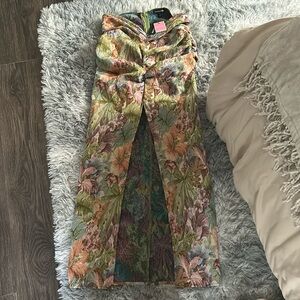 new prettylittlething maxi skirt with slit